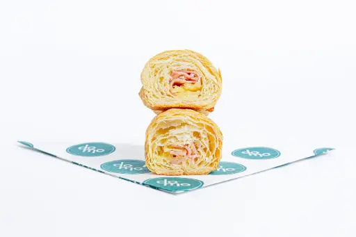Croissant de jamón y queso
